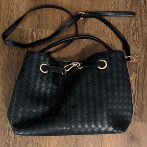 Large Elegant Black Woven Handbag